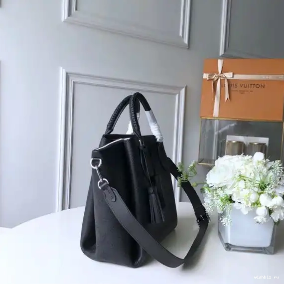 WIS Bag Louis Vuitton Haumea 0629